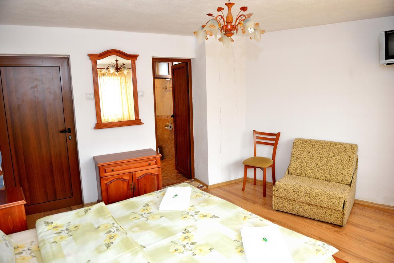 Guest House Mavrudieva Копривштиця Екстер'єр фото