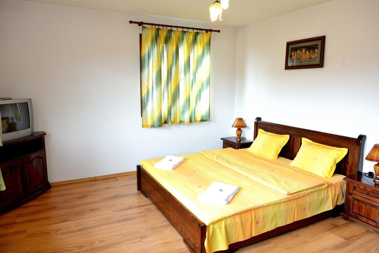 Guest House Mavrudieva Копривштиця Екстер'єр фото
